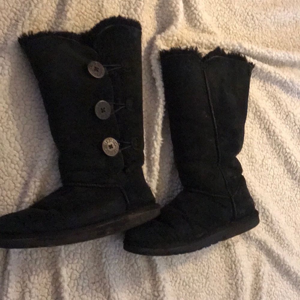 Black Ugg Boots